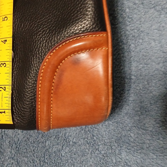 Dooney and Bourke Leather Purse - Picture 10 of 16